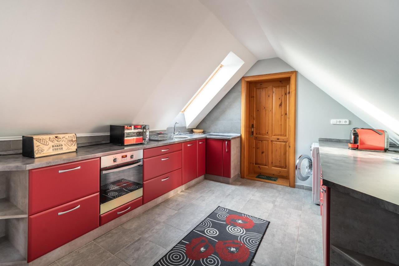 Buzavirag Apartman Keszthely Extérieur photo